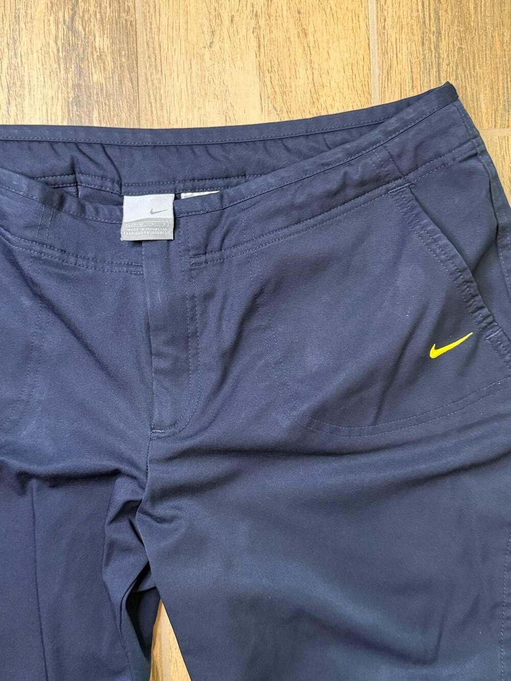 Y2K Nike Capri Pants Size L Navy Blue Athletic Crop Activewear Size L